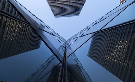 中誠(chéng)信將恒大主體及債券列入信用觀(guān)察名單，兩債券應(yīng)聲下跌凸顯市場(chǎng)擔(dān)憂(yōu)